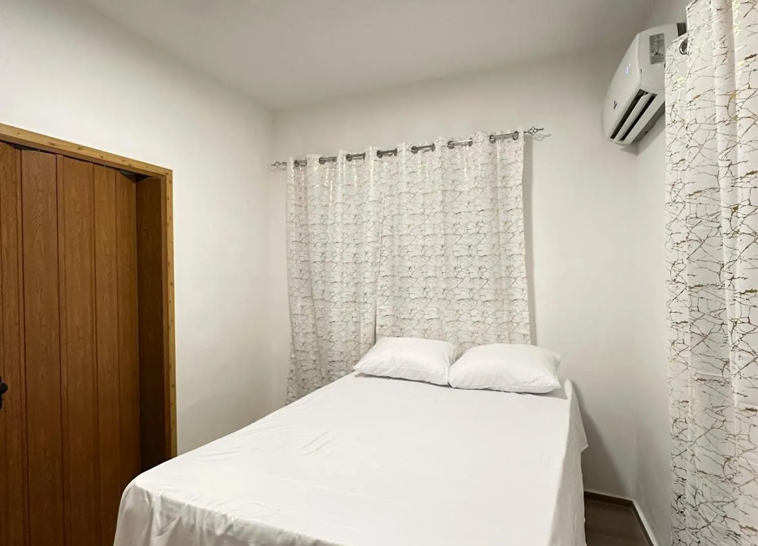 Guest house Residencial Fe Y Esperanza Hotel Pedernales